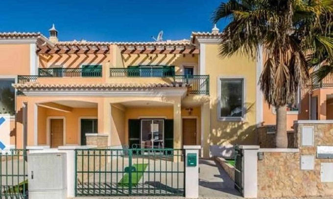 Guia House | Marvelous Relaxing Villa with Private Pool