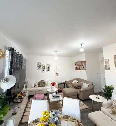 Woolwich Riverside Apartment | Mary Apartment