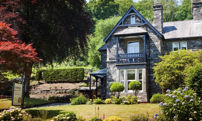 Betws-Y-Coed Bed & Breakfast | Mary's Court Guest House