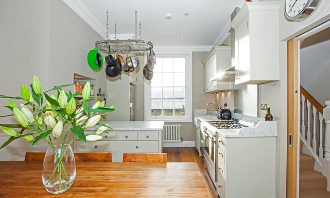 St. Johns Wood Apartment | Marylebone Luxury 2-bed Duplex With Terrace
