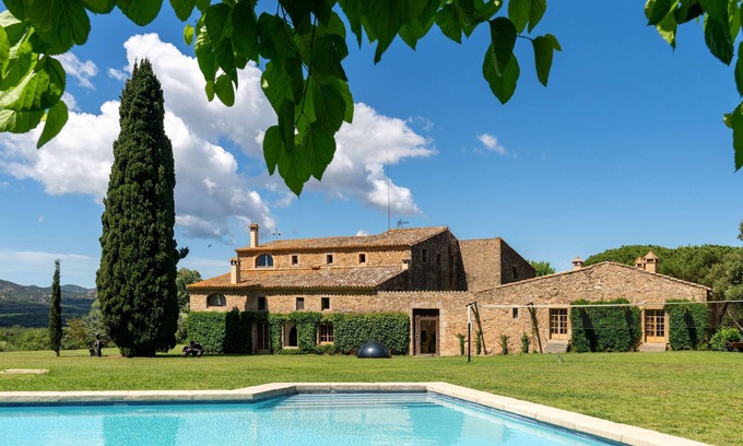 Santa Cristina de Aro Villa | Mas Bou - Where Art Meets Authenticity