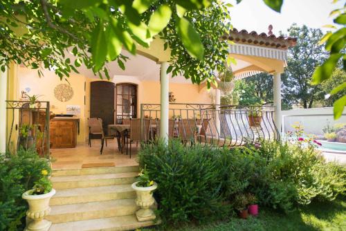 Nans-les-Pins Bed & Breakfast | mas des sentes