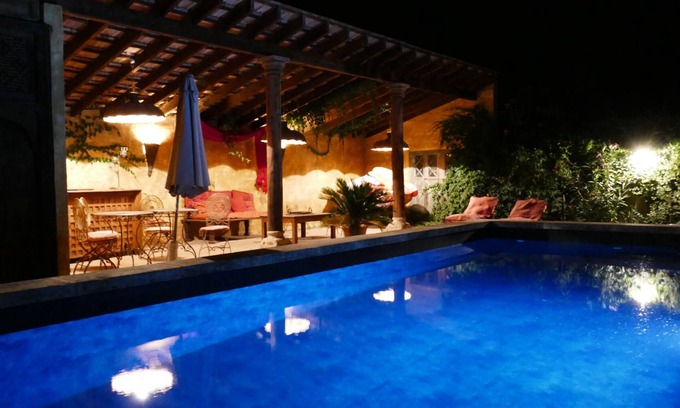 Orange Bed & Breakfast | Mas du Puits d'Amour