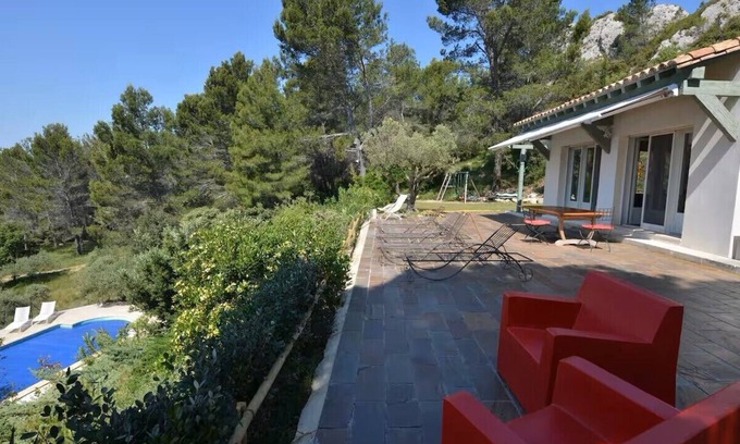 Les Baux-de-Provence House | Mas in Les Baux de Provence with swimming pool in the heart of the Alpilles regional park