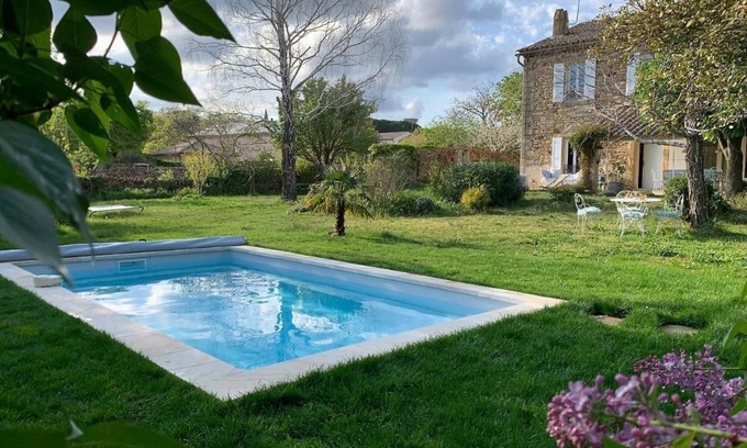 La Bruguiere House | Mas LES ROMARINS, 10min Uzès, pool & large garden, cosy, great family experience