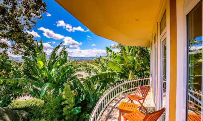 Arusha Hotel | Masailand Safari & Lodge