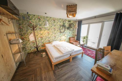 Bielefeld Apartment | Maskuline Idylle - Monteurwohnungen inkl. Küchen/WIFI/TV/Parkplätze