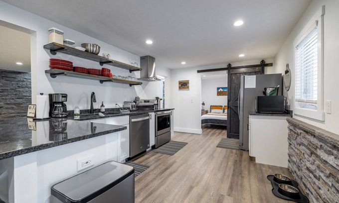 Massanutten Apartment | Massanutten, easy drive to slopes!, lower level entrance, Pet-friendly, JMU,