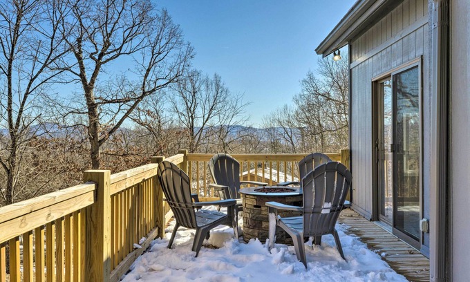 Massanutten House | Massanutten Resort Home w/Deck + Mountain Views!