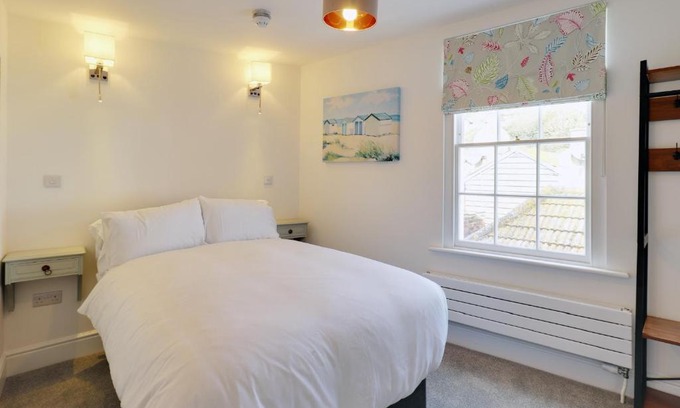 Old Town Hastings House | master accommodation suite 5