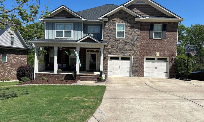 Evans House | Master's Rental Home - only 20 min. from Augusta National!