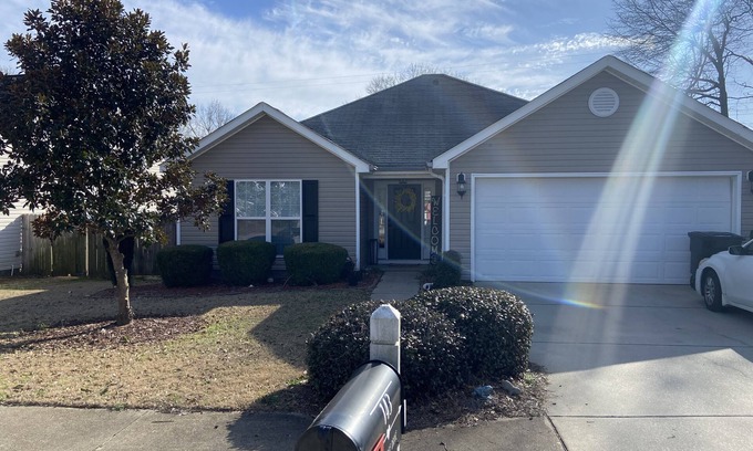 North Augusta House | Masters Rental - 9 miles from Augusta National! Off Exit 5 on I-20