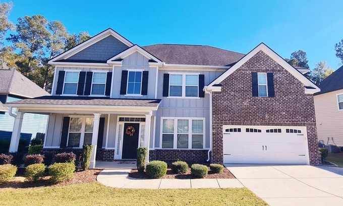 Augusta House | Masters Rentals! 5bd 4bath house, 7 miles from National golf course