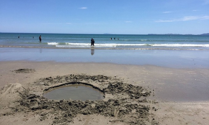Matarangi House | Matarangi Beach Bach