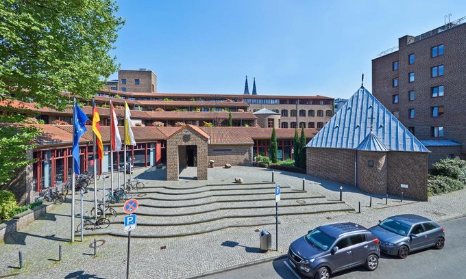 Altstadt-Nord Hotel | Maternushaus