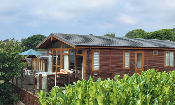 Newton Ferrers Cottage | Matilda Lodge