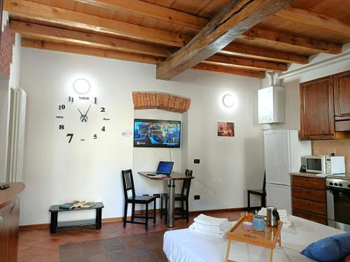 Rho Apartment | Matteotti 51 - vicino a Rho Fiera, Ospedale Galeazzi e Stazione di Rho -