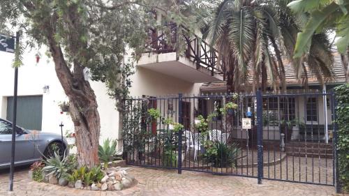 Die Boord Bed & Breakfast | MAVILLA STELLENBOSCH B&B
