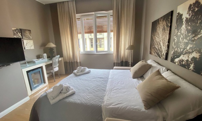 Ruggero Settimo Bed & Breakfast | Maxim B&B Suite Rooms