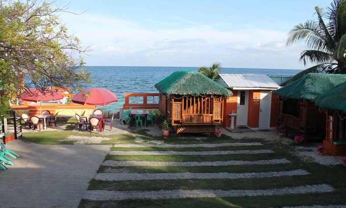 Oslob House | Maxvir Inn Beach Resort