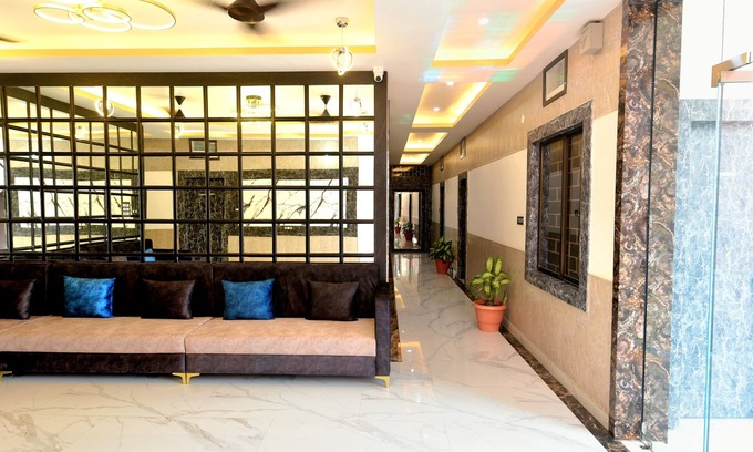 Sarnath Hotel | Maya's Nest
