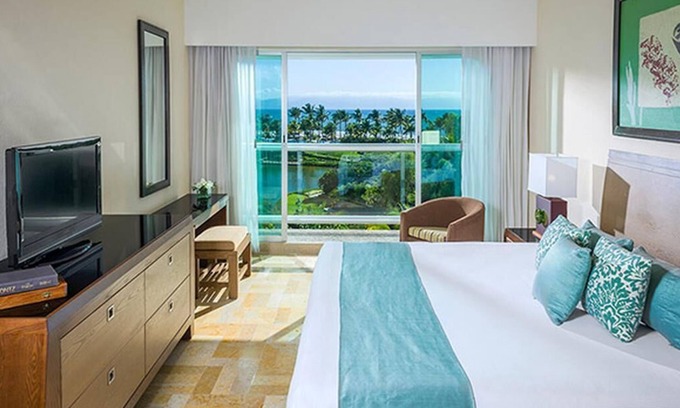 Diamante Resort | Mayan Palace One Bedroom Suite – Comfort & Coastal Charm in Acapulco