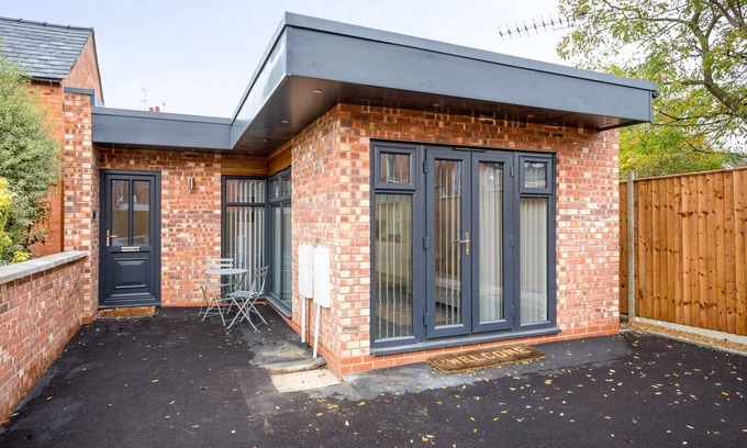 Cheltenham Apartment | Maybelle Mews