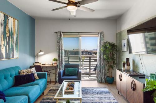Desert View Village Apartment | Mayo Hospital - King Bed - 5 min to Shopping - Parking S331