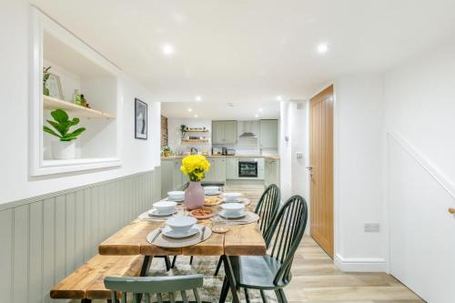 Appledore House | Maze Hill Cottage