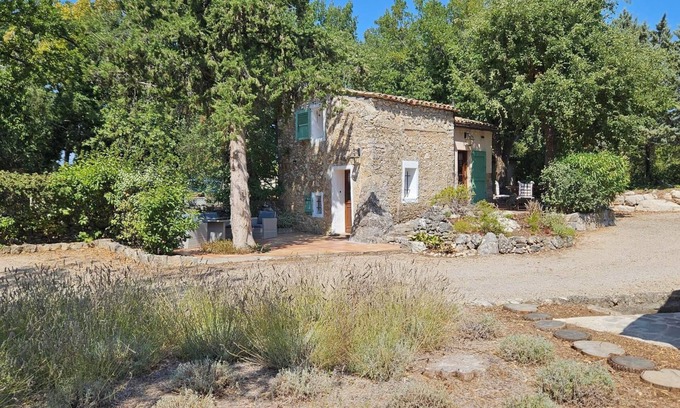 Saint-Cezaire-sur-Siagne Other | Mazet