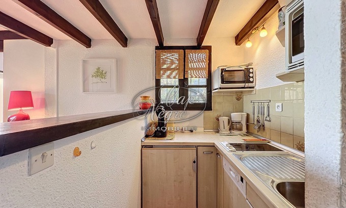 Cavaliere Ski Chalet | Mazet provençal T2 Duplex 35 m2 for 4 people with garden sea view at Mas de Pramousquier