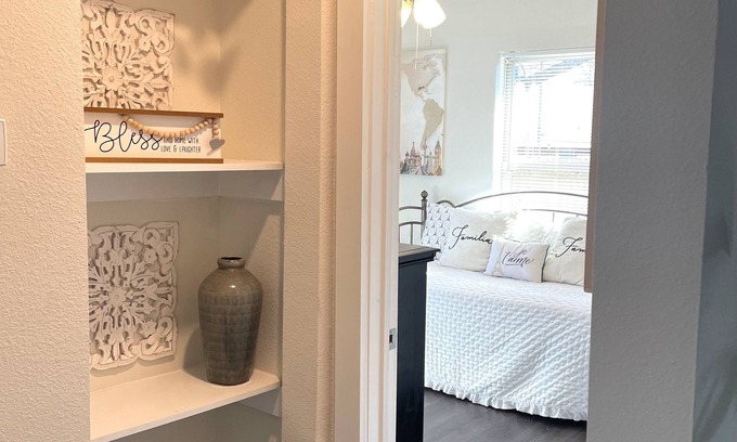 McKinney House | Mckinney farmers market home