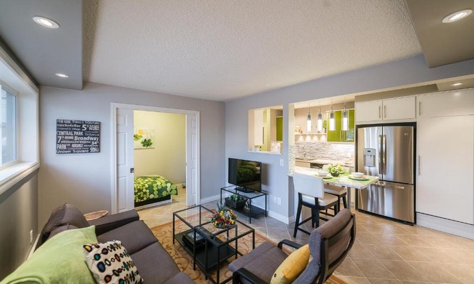 Jasper Place Apartment | Mckinnon Pointe #104