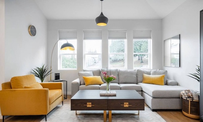 Grandview-Woodland House | Mclean · Stunning 3 bdrm Reno - Few blocks off Commercial