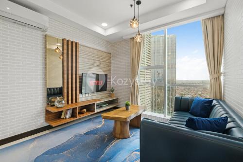 Kebon Jeruk Apartment | Meadow by Kozystay - Newly Renovated - Kebon Jeruk