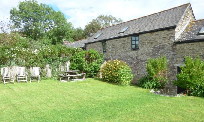Fowey House | Meadow Cottage