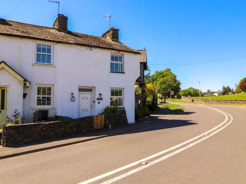 Staveley House | Meadow Cottage