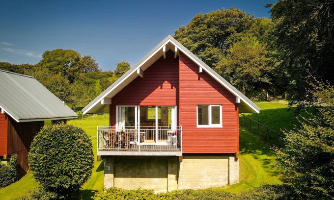Fivelanes House | Meadow Lodge 4 by Interhome