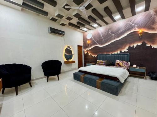 Gulshan-e-Iqbal House | Meadow Suites
