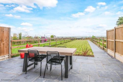 Deal House | Meadow View