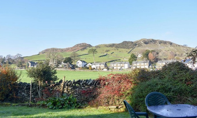 Staveley House | Meadowbank Lodge