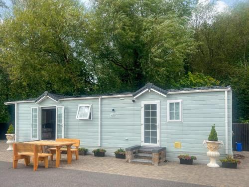Penllergaer House | Meadows Farm Lodge - Uk47614