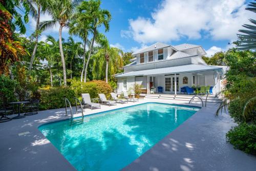 Meadows House | Meadows Manor