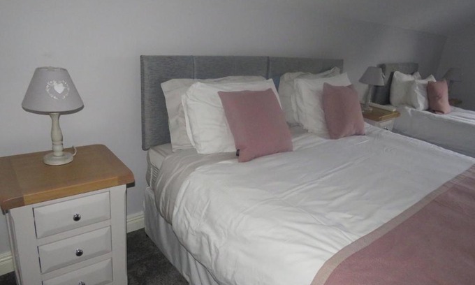 Cushendall House | Meadowville Self-Catering