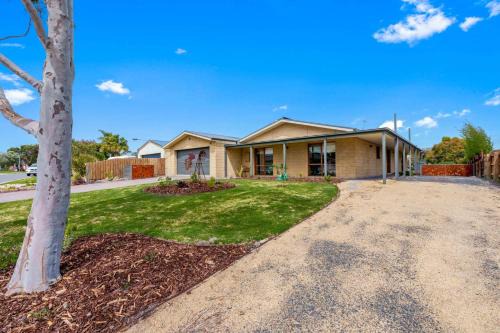 Inverloch House | Meander Inn Inverloch