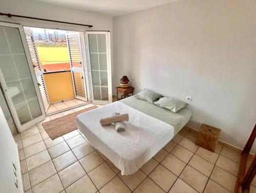 Arenas del Mar House | Medano Beach Coliving