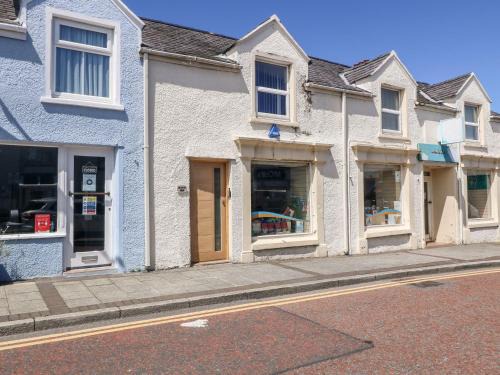 Cemaes Bay Apartment | Medical Hall