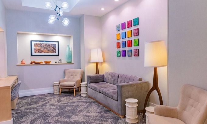 Medical Center Area Hotel | Medical Hub Lodging with Allergy-Free Rooms & Business Center - Parking