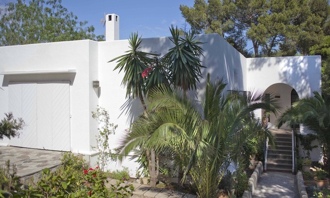 Santa Ponsa Ski Chalet | MEDITERRANEAN HOUSE MALLORCA, NEAR YACHT CLUB, beautiful beaches and coves