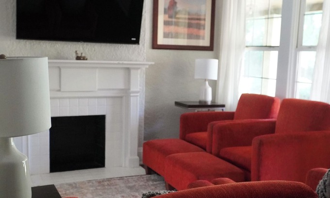Downtown Dayton Apartment | Mediterranean river bank